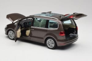 Volkswagen Sharan 7N Καφέ Oak Μεταλλικό Minichamps 1:18 110051001 Μέταλλο - εικόνα 5 από 8