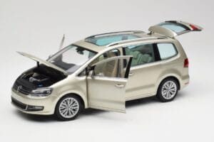 Volkswagen Sharan 7N Reflex Ασημί Μεταλλικό Minichamps 1:18 110051002 Μέταλλο - εικόνα 2 από 8