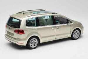 Volkswagen Sharan 7N Reflex Ασημί Μεταλλικό Minichamps 1:18 110051002 Μέταλλο - εικόνα 3 από 8