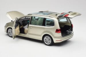 Volkswagen Sharan 7N Reflex Ασημί Μεταλλικό Minichamps 1:18 110051002 Μέταλλο - εικόνα 5 από 8