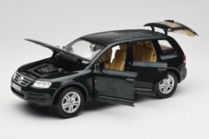 Volkswagen Touareg V10 TDI Canyon Green Bburago 1:18 34911-V1 Μέταλλο - εικόνα 2 από 8