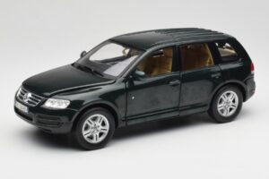 Volkswagen Touareg V10 TDI Canyon Green Bburago 1:18 34911-V1 Μέταλλο