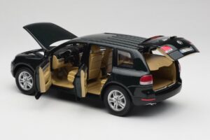Volkswagen Touareg V10 TDI Canyon Green Bburago 1:18 34911-V1 Μέταλλο - εικόνα 5 από 8