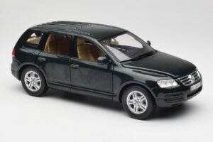 Volkswagen Touareg V10 TDI Canyon Green Bburago 1:18 34911-V1 Μέταλλο - εικόνα 6 από 8