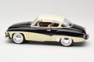 Wartburg 311 Coupe Μαύρο & Μπεζ Revell 1:18 08419 Μέταλλο - εικόνα 4 από 8