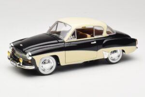 Wartburg 311 Coupe Μαύρο & Μπεζ Revell 1:18 8419 Μέταλλο