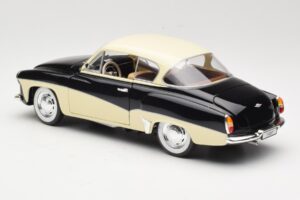 Wartburg 311 Coupe Μαύρο & Μπεζ Revell 1:18 08419 Μέταλλο - εικόνα 7 από 8