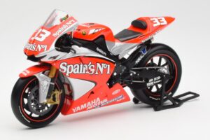 Yamaha YZR-M1 Gauloises Fortuna Yamaha #7 C. Checa MotoGP 2004 Minichamps 1:12 122043007 Μέταλλο - εικόνα 2 από 6