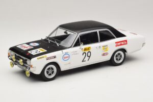 Opel Commodore A #29 J-L. Clarr / J-P. Peyroux Tour de France Automobile 1971 MCG 1:18 MCG18562R Μέταλλο