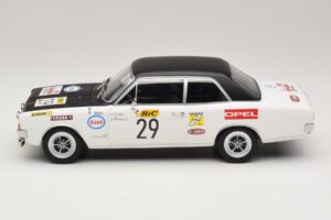 Opel Commodore A #29 J-L. Clarr / J-P. Peyroux Tour de France Automobile 1971 MCG 1:18 MCG18562R Μέταλλο - εικόνα 3 από 6