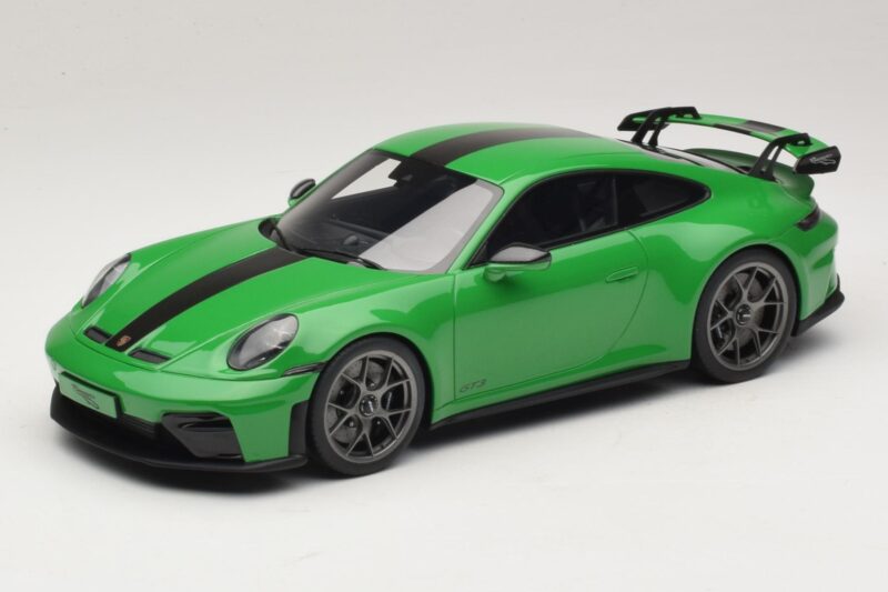 Porsche 911 992.2 GT3 Weissach Package Python Green GT Spirit 1:18 GT576 Ρητίνη