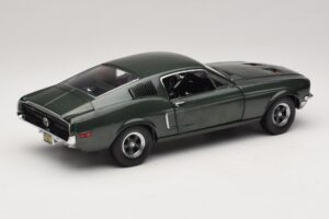 Ford Mustang GT Bullitt με Φιγούρα Steve McQueen Greenlight 1:18 12885 Μέταλλο - εικόνα 3 από 8