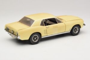 Ford Mustang Coupe Κίτρινο The Walking Dead Greenlight 1:18 12958 Μέταλλο - εικόνα 3 από 8