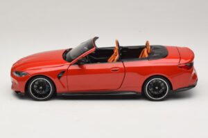 BMW M4 G83 Καμπριολέ Red Metallic Minichamps 1:18 110021030 Μέταλλο - εικόνα 4 από 8