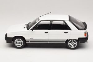 Renault 11 Turbo Λευκό MCG 1:18 MCG18589 Μέταλλο - εικόνα 3 από 6