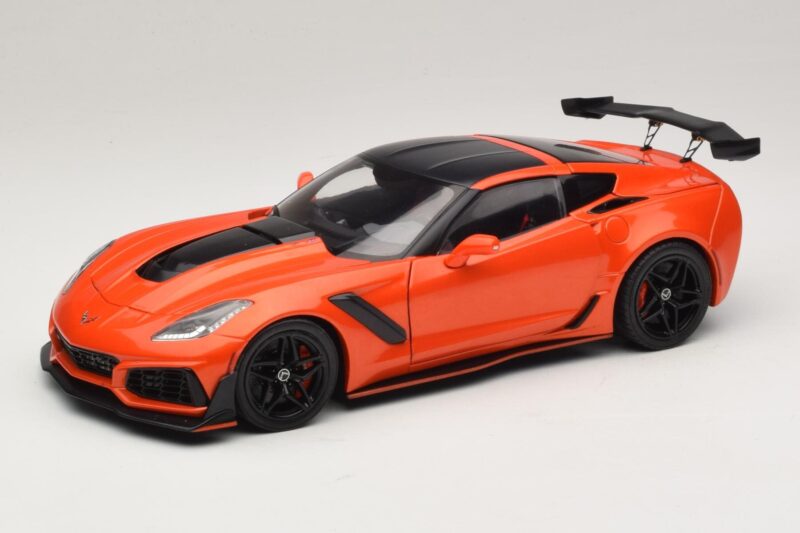 Chevrolet Corvette C7 ZR1 Κόκκινο IXO 1:18 U18RDC001-FO Μέταλλο