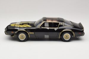 Pontiac Firebird Trans Am Kill Bill Movie Greenlight 1:18 12951 Μέταλλο - εικόνα 3 από 6