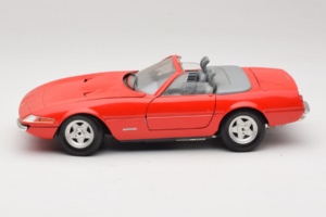 Ferrari 365 GTS/4 Spider Κόκκινο Techno Giodi 1:18 40028-P1 Μέταλλο - εικόνα 4 από 8