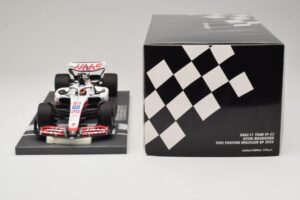 Haas VF-22 K. Magnussen Pole Position Brazilian GP 2022 Minichamps 1:18 117222120 Ρητίνη - εικόνα 6 από 7
