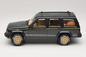 Jeep Cherokee XJ Limited Dark Hunter Green Otto 1:18 OT1340 Ρητίνη - εικόνα 3 από 6