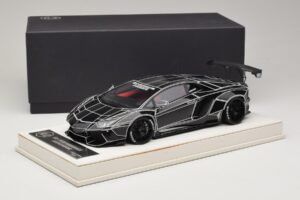 Lamborghini Aventador Liberty Walk TRON Λαμπερό Μαύρο JUC 1:18 J32-14 Ρητίνη - εικόνα 7 από 7