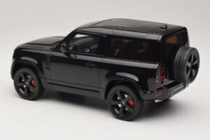 Land Rover Defender 90 L663 P400 X-Dynamic HSE Santorini Black GT Spirit 1:18 GT992 Ρητίνη - εικόνα 5 από 6