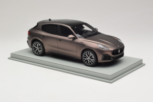 Maserati Grecale Μπρονζέ BBR 1:18 P18220FMAS Ρητίνη - εικόνα 4 από 7