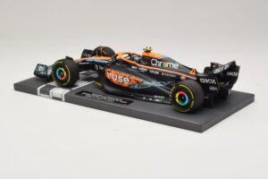 McLaren MCL36 #4 L. Norris Abu Dhabi GP 2022 Minichamps 1:18 537224004 Ρητίνη - εικόνα 5 από 7