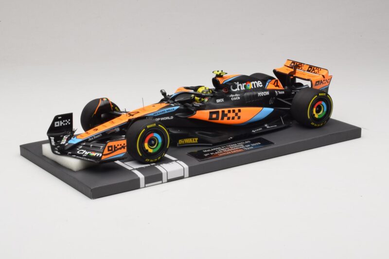 McLaren MCL60 #4 L. Norris 2nd Place Hungarian GP 2023 Minichamps 1:18 537233004 Ρητίνη