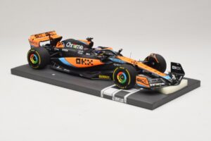 McLaren MCL60 #81 O. Piastri Hungarian GP 2023 Minichamps 1:18 537233081 Ρητίνη - εικόνα 4 από 7