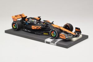McLaren MCL60 #81 O. Piastri Japanese GP 2023 Minichamps 1:18 537233581 Ρητίνη - εικόνα 4 από 7