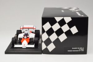 McLaren MP4/2 TAG #7 A. Prost Portuguese GP Winner 1984 Minichamps 1:18 537841807 Ρητίνη - εικόνα 6 από 7