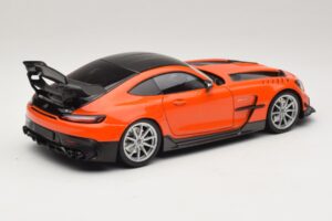 Mercedes AMG GT Black Series C190 Πορτοκαλί με Ασημί Ζάντες Minichamps 1:18 110032024 Μέταλλο - εικόνα 3 από 8