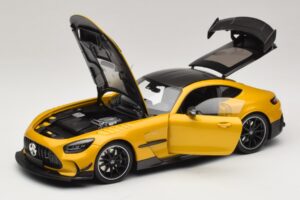 Mercedes AMG GT Black Series C190 Solarbeam Yellow Metallic Minichamps 1:18 110032021 Μέταλλο - εικόνα 2 από 8