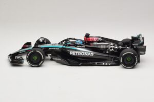 Mercedes AMG Petronas W15 E Performance G. Russell 2024 Minichamps 1:18 110240163 Ρητίνη - εικόνα 3 από 7