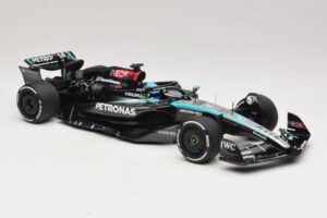 Mercedes AMG Petronas W15 E Performance G. Russell 2024 Minichamps 1:18 110240163 Ρητίνη - εικόνα 4 από 7