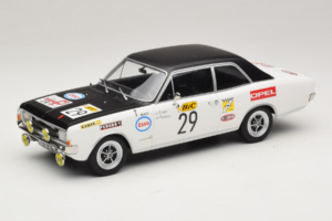 Opel Commodore A #29 J-L. Clarr / J-P. Peyroux Tour de France Automobile 1971 MCG 1:18 MCG18562R Μέταλλο
