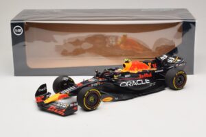 Oracle Red Bull Racing RB19 S. Perez Abu Dhabi GP 2023 Minichamps 1:18 110232311 Ρητίνη - εικόνα 7 από 7
