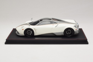 Pagani Huayra Luminous Green AB 1:18 REMC041 Ρητίνη