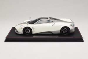 Pagani Huayra Luminous Green AB 1:18 REMC041 Ρητίνη