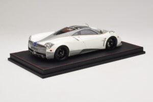 Pagani Huayra Luminous Green AB 1:18 REMC041 Ρητίνη - εικόνα 3 από 7
