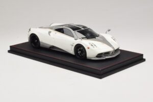 Pagani Huayra Luminous Green AB 1:18 REMC041 Ρητίνη - εικόνα 4 από 7