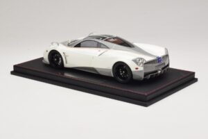 Pagani Huayra Luminous Green AB 1:18 REMC041 Ρητίνη - εικόνα 5 από 7