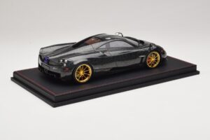 Pagani Huayra Starry Night Sky AB 1:18 REMC039 Ρητίνη - εικόνα 3 από 7