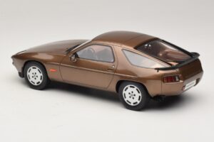 Porsche 928 S Tobacco Metallic GT Spirit 1:18 GT1005 Ρητίνη - εικόνα 5 από 6