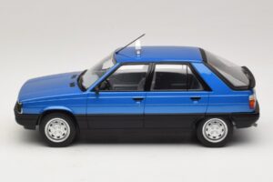 Renault 11 GTL Taxi James Bond MCG 1:18 MCG18833 Μέταλλο - εικόνα 3 από 6