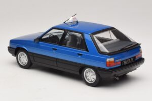 Renault 11 GTL Taxi James Bond MCG 1:18 MCG18833 Μέταλλο - εικόνα 5 από 6