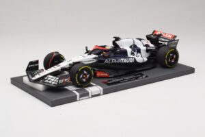 Scuderia AlphaTauri AT04 D. Ricciardo Hungarian GP 2023 Minichamps 1:18 117231203 Ρητίνη