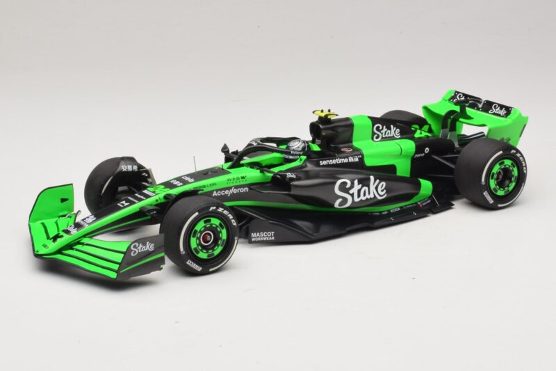 Stake Kick Sauber C44 G. Zhou Emilia Romagna GP 2024 Minichamps 1:18 117240124 Ρητίνη