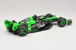 Stake Kick Sauber C44 G. Zhou Emilia Romagna GP 2024 Minichamps 1:18 117240124 Ρητίνη - εικόνα 2 από 7